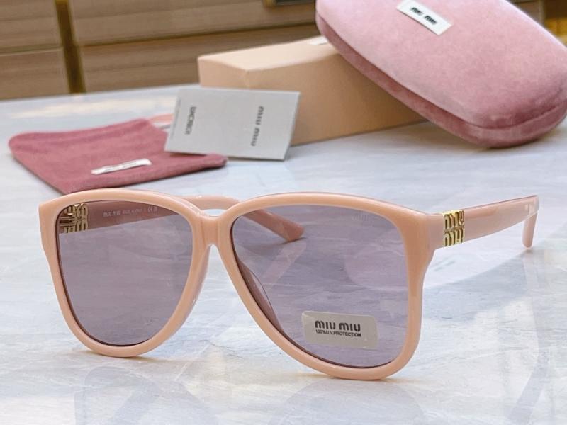 MIU MIU